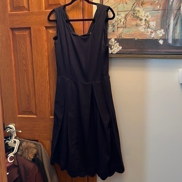 Sigrid Olsen Dresses & Skirts - Size small blue dress with scalloped neck and bottom